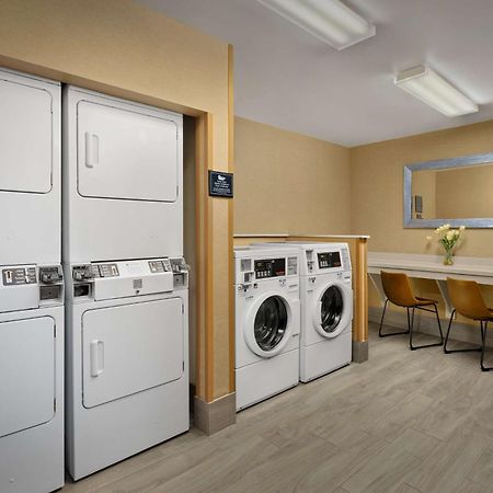 וויצ'יטה Homewood Suites By Hilton At The Waterfront מראה חיצוני תמונה
