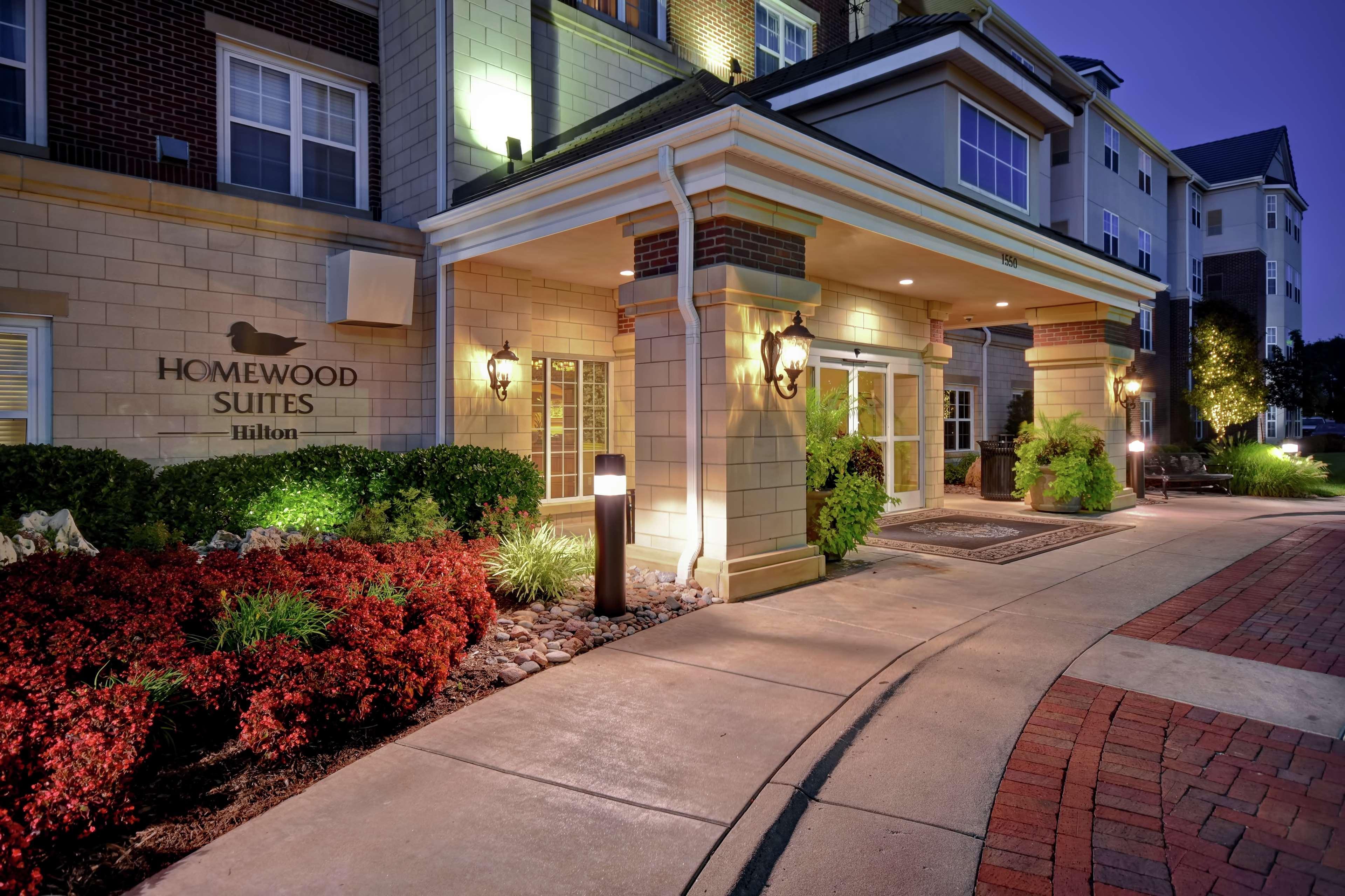 וויצ'יטה Homewood Suites By Hilton At The Waterfront מראה חיצוני תמונה