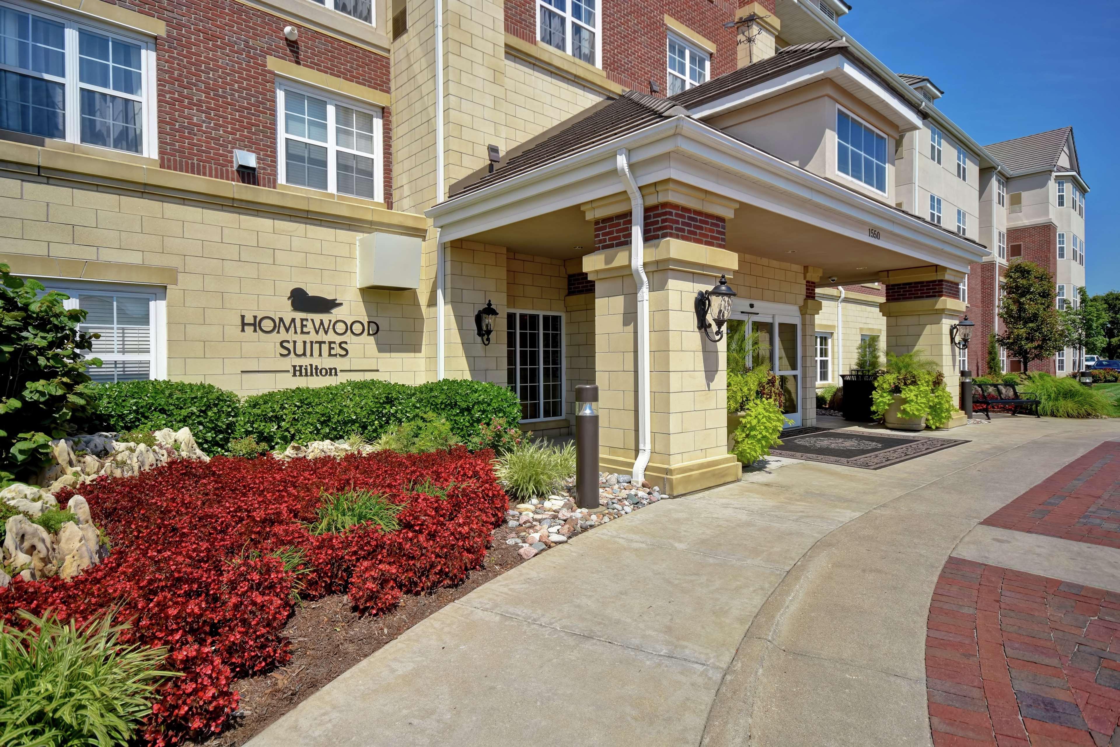 וויצ'יטה Homewood Suites By Hilton At The Waterfront מראה חיצוני תמונה