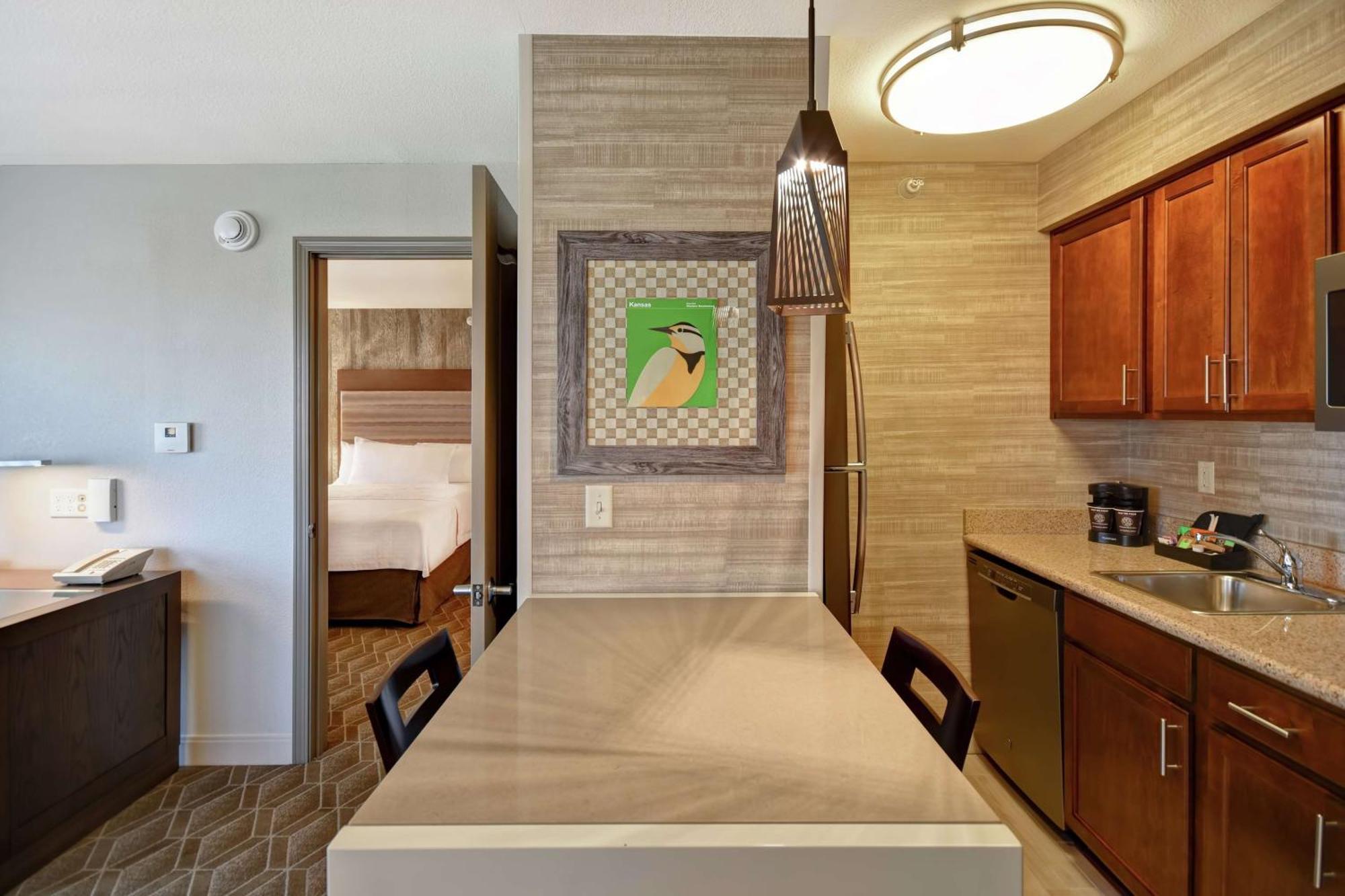 וויצ'יטה Homewood Suites By Hilton At The Waterfront מראה חיצוני תמונה
