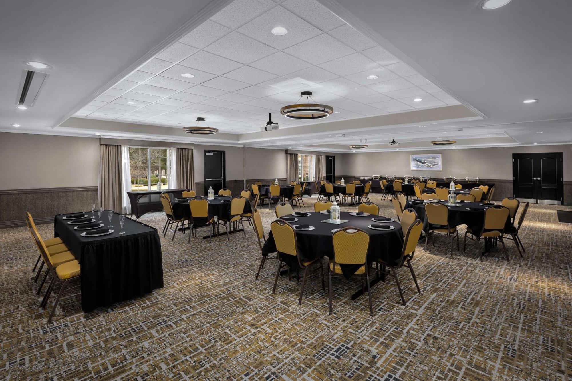 וויצ'יטה Homewood Suites By Hilton At The Waterfront מראה חיצוני תמונה