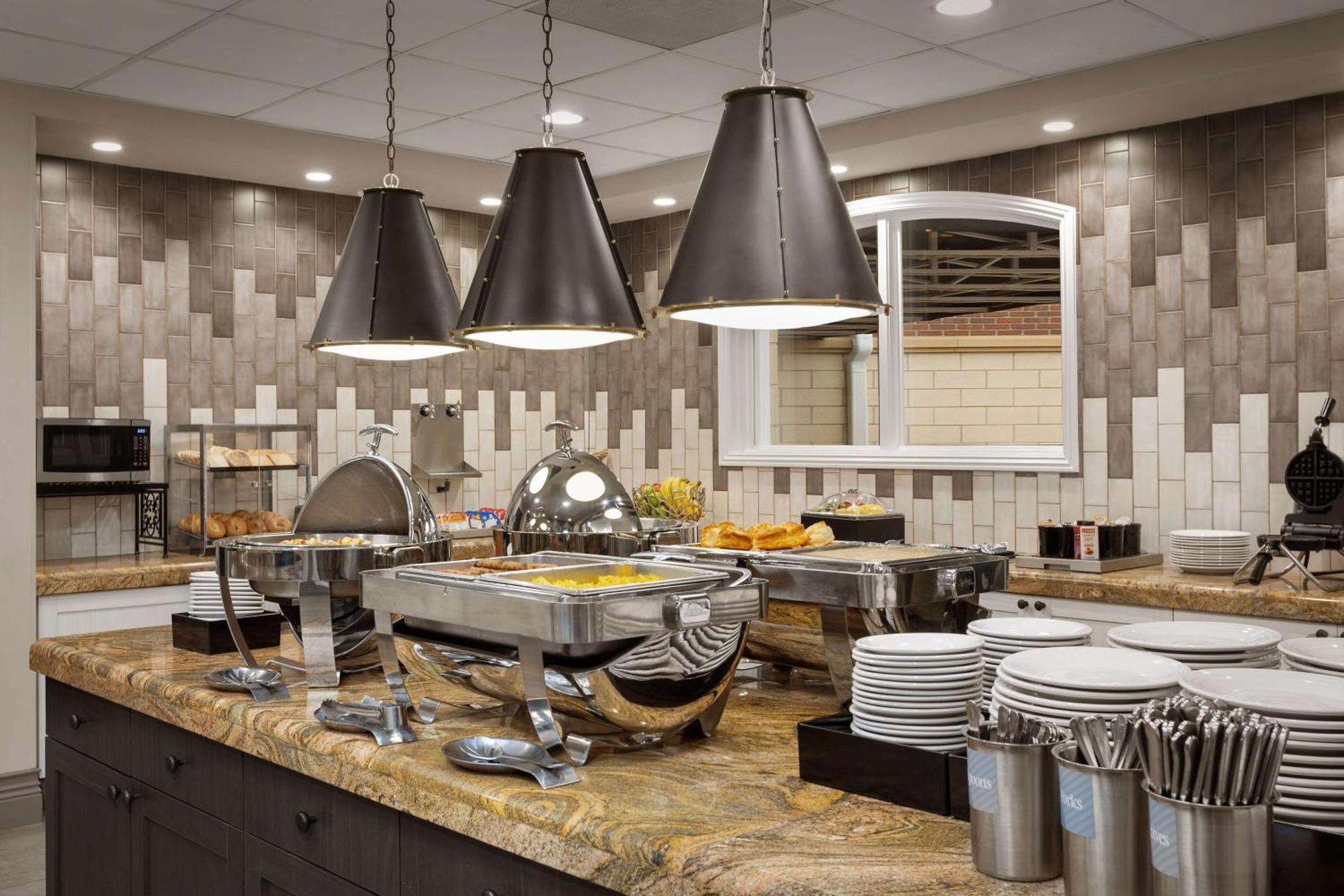 וויצ'יטה Homewood Suites By Hilton At The Waterfront מראה חיצוני תמונה